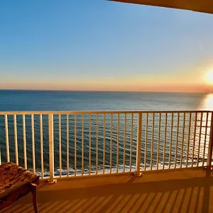 Amazing Sunset Oceanfront Apartment