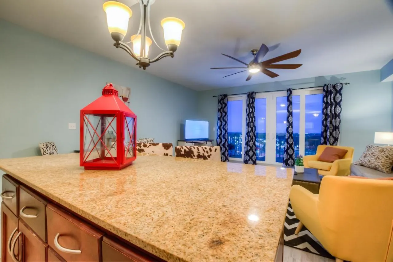 Сasa de vacaciones Laketown Wharf 1436 By Aneliya Panama City Beach
